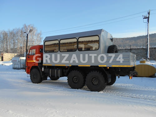 Вахтовый автобус 10 мест на шасси КАМАЗ 43118 с бортовой платформой