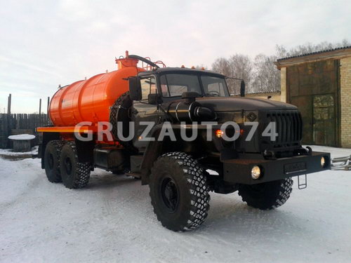 Автомобиль для сбора нефтеконденсата Урал 4320 (АКН-10)